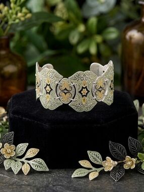 Wide Bracelet